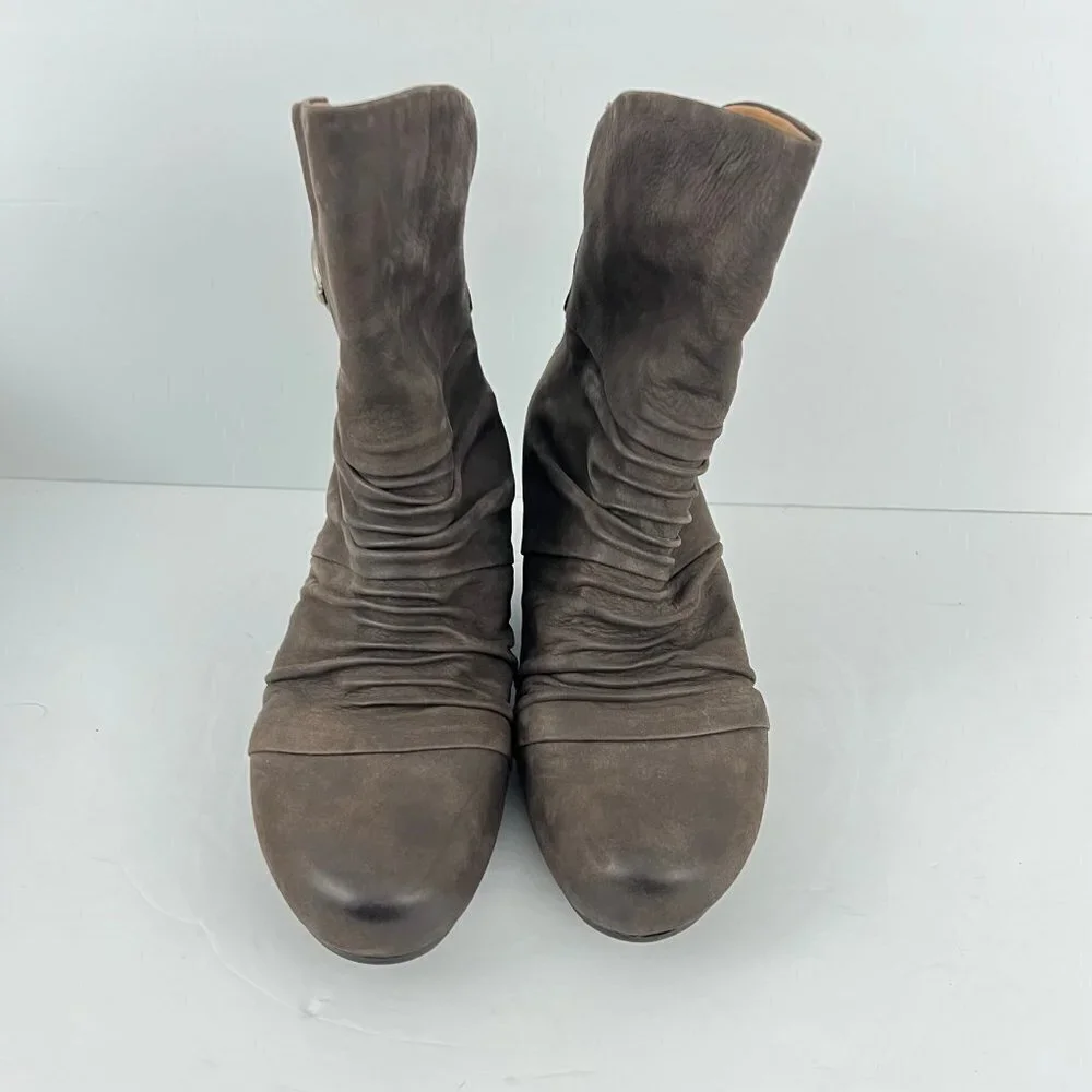 Earthies Chelsea Brown Suede Wedge Boots Size 10 M - Picture 12 of 16
